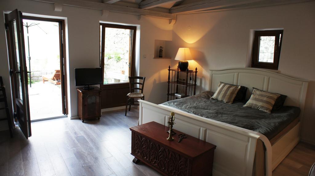 Holiday Home Korta Mali Ston Bagian luar foto